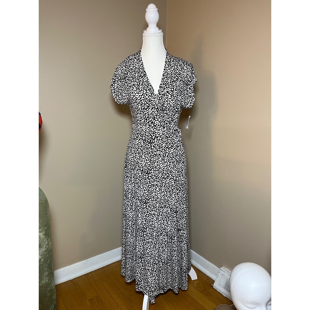 Old Navy Womens Black White Leopard Print Short Sleeve Maxi Wrap Dress Size M